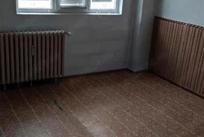 Vanzare apartament 3 camere spatios langa metrou Iancului Vanzare apartament 3 camere spatios langa metrou Iancului - 4