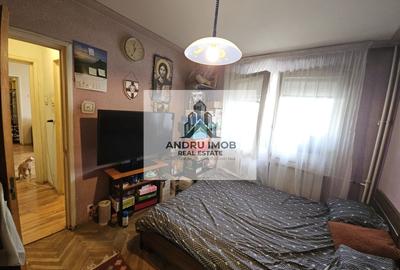 Apartament cu 3 camere semidecomandat în Dristor - 11