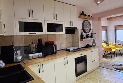 Casă cu 5 camere cu Teren 823 Mp în Semicentral - 15