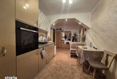 Apartament cu 3 camere decomandat în Central - 4