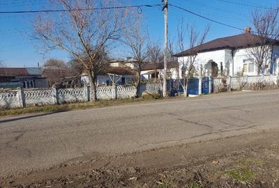 Casă cu 6 camere cu Teren 1300 Mp în Spătărei - 7