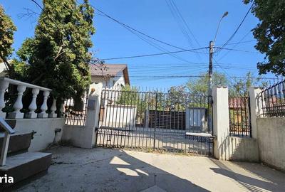 Casă cu 4 camere în Central - 11