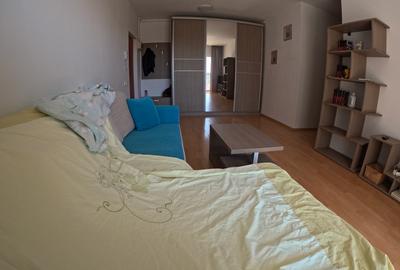 Apartament cu 2 camere semidecomandat, mobilat în Titan - 19