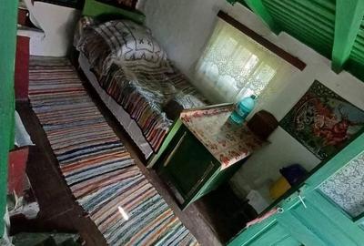 Casă cu 3 camere cu Teren 2600 Mp în Central - 6