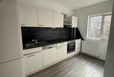 Apartament cu 3 camere decomandat în Soarelui - 1