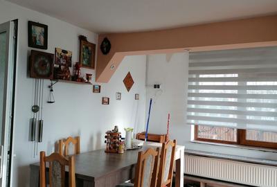 Casă cu 4 camere în Vadu Moldovei - 1