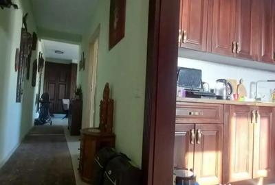 Apartament cu 2 camere decomandat, mobilat în Faleza Nord