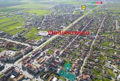 Casă cu 7 camere, teren generos in  Vladimirescu - 1