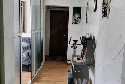 Vand apartament 2 camere decomandat - 4