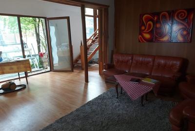 Giulesti Sarbi - Casa p+1 + terasa + curte individuala 250 mp , constructie 2004