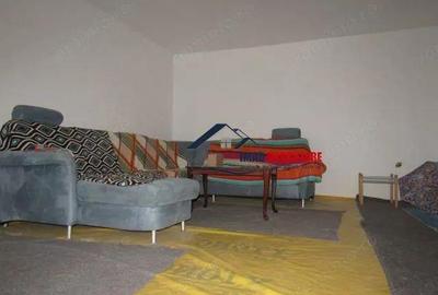 1,4 km de Oras! Vanzare Vila P+E+M in Targoviste - Exterior nord - 8