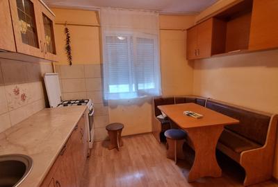 Garsonieră decomandată în Soarelui - 2