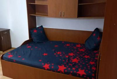 Garsonieră în Titan - 1