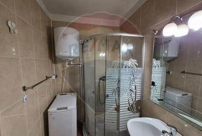 Garsonieră decomandată în P-ța Muncii
