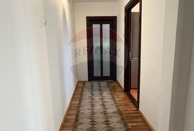 Apartament 3 camere Craiovita Noua - 9