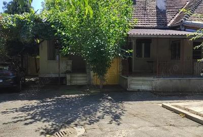 Casă cu 3 camere în Central - 4