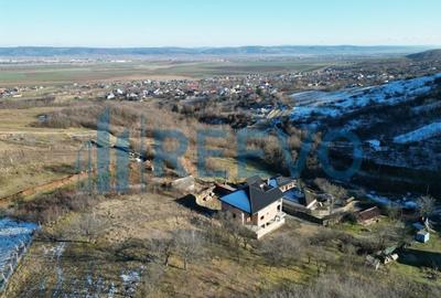 Pensiune/Vilă la roșu P+E+M în Sărata - 34