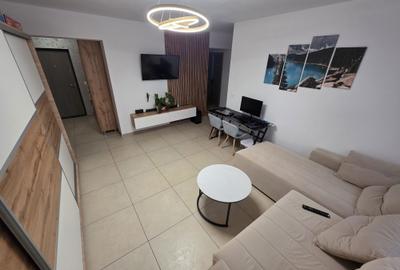 Apartament cu 3 camere decomandat în Central - 1