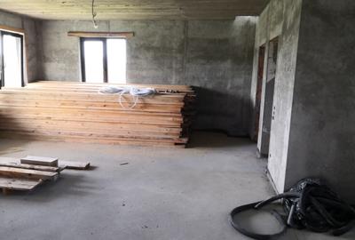 Casa P+1+M, 350 mp, teren 70 ari, Livezile, la 9 km de Bistri?a - 9