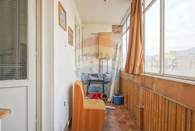 Apartament cu 2 camere semidecomandat în Florilor - 14