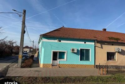 Spațiu comercial, de 70 mp, în Central - 8