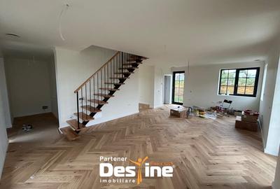 Casa individuala 120mp Teren 360mp Loc parcare terasa si curte generoasa Rediu - 2