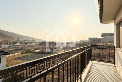 Casă individuală cu 4 camere cu Canalizare în Câmpenești - 12