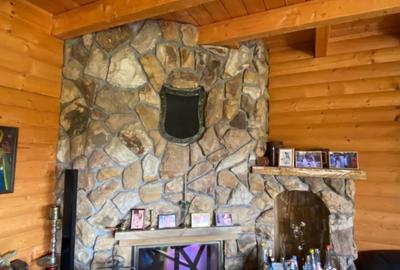 Casă cu 7 camere cu Teren 17000 Mp în Cărbunari - 2