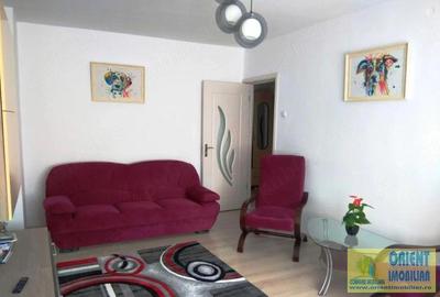 Apartament cu 2 camere decomandat în Capitol