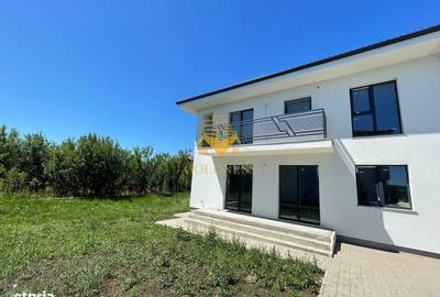 Casă cu 4 camere cu Teren 470 Mp în Jucu - 9