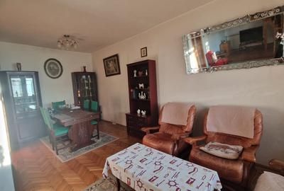 Casa cu 5 camere, 200mp, Centru - 1