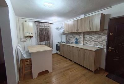 Apartament cu 2 camere nedecomandat în Buduș - 3