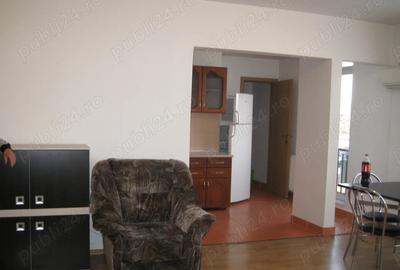 Apartament cu 3 camere semidecomandat în Central - 10