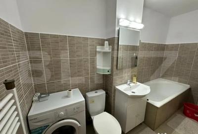Apartament cu 2 camere decomandat în 1 Mai