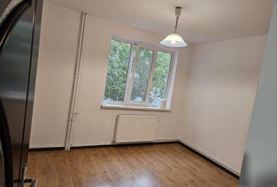 🏡 De vânzare – Apartament 2 camere dec,Etaj 1, Bloc  cărămidă – Circumvalatiuni 🏡 De vânzare – Apartament 2 camere dec,Etaj 1, Bloc  cărămidă – Circumvalatiuni - 10