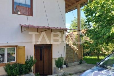 Casă cu 3 camere decomandat în Cisnădioara - 4