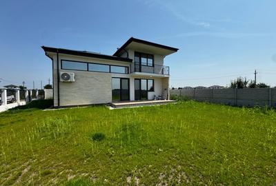 Vila in Complex la Cheie Balotesti Nord - 1