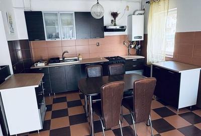 Apartament cu 2 camere decomandat în Florești - 2