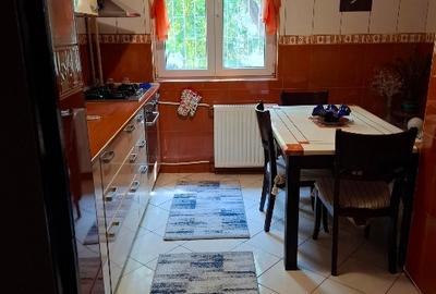 Apartament cu 3 camere semidecomandat în Alexandru Obregia - 2