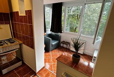 Inchiriez apartament 2 camere zona Mircea cel Batran - 2