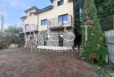 Casa individuala 290mp+500 teren! Renovata! Finisat! Zona linistita!