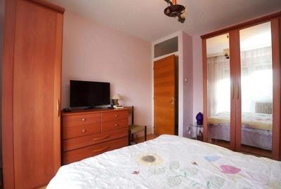 Apartament cu 2 camere decomandat în Tineretului - 1