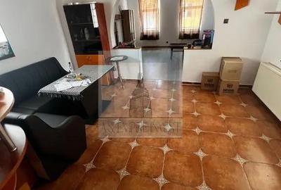 Casă cu 4 camere cu Teren 400 Mp în Centrul Civic - 9