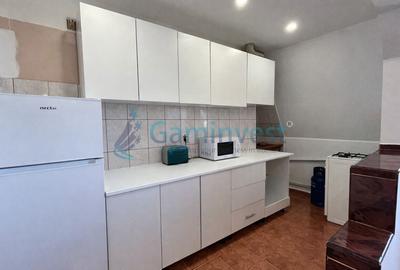 Apartament cu 4 camere decomandat, mobilat în Nufărul - 6