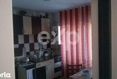 Casă cu 4 camere cu Teren 2500 Mp în Budeasa - 7