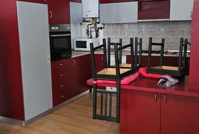 Apartament cu 2 camere semidecomandat în Titulescu - 1