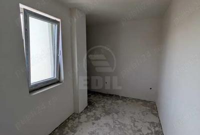 Apartament cu 3 camere semidecomandat în Florești - 5