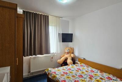 Inchiriez apartament 2 camere , zona Mihai Viteazu - 1