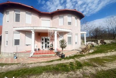 Casă cu 4 camere decomandat cu Teren 482 Mp în Oncea - 18