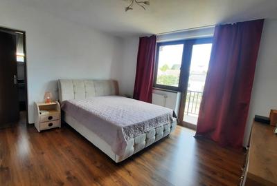 Casă cu 4 camere cu Teren 1514 Mp în Central - 2